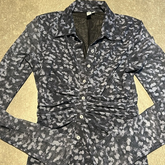 & Other Stories mesh fitted dress size 4 - Picture 5 of 8